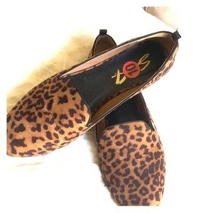 Leopard print  flat shoes